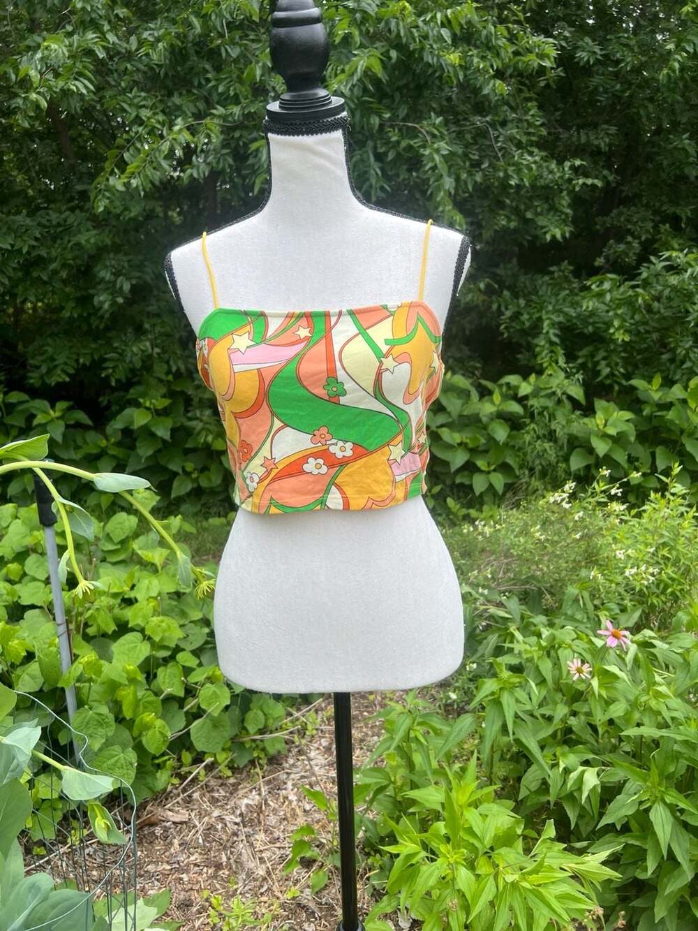 Love, Fire Retro Psychedelic Floral Star Print Crop Top Size L